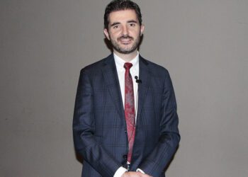 ¿Cuándo usar análogos de prostaglandinas en pacientes con patología de retina?