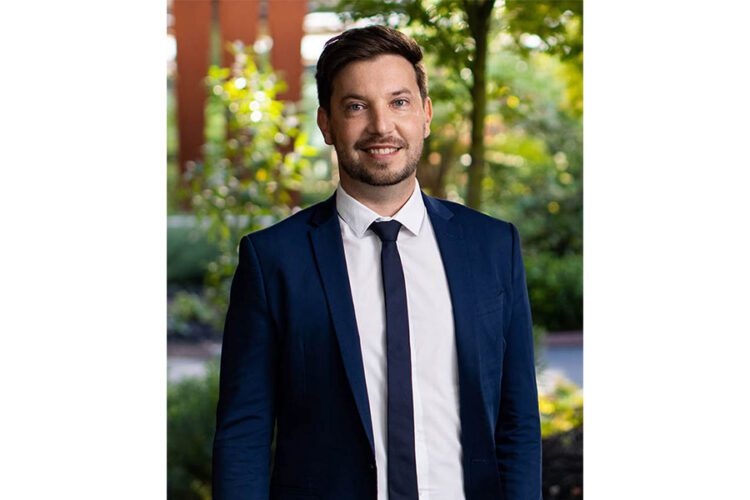 Acerca de las cataratas blandas y el cristalino claro