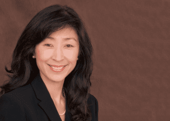 HelpMeSee nombra a la Dra. Bonnie Henderson como presidente y directora ejecutiva interina