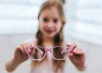 Control de miopía: De qué manera el uso inadecuado de un armazón puede alterar la corrección del sistema visual, en niños y adolescentes