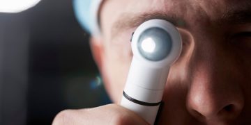 Sobre el abordaje refractivo de pacientes afectados por queratocono