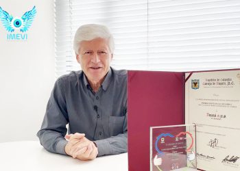 IMEVI recibe premio al mérito por su labor en trasplantes de córnea