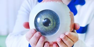 Tratamiento de las moscas volantes: ventajas, inconvenientes y técnicas