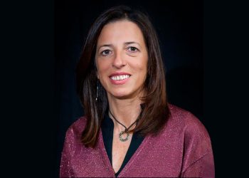 Liderazgo e Innovación en Oftalmología: Entrevista con la Dra. Filomena Ribeiro, directora de ESCRS