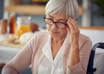 La DMAE aumenta el riesgo de demencia