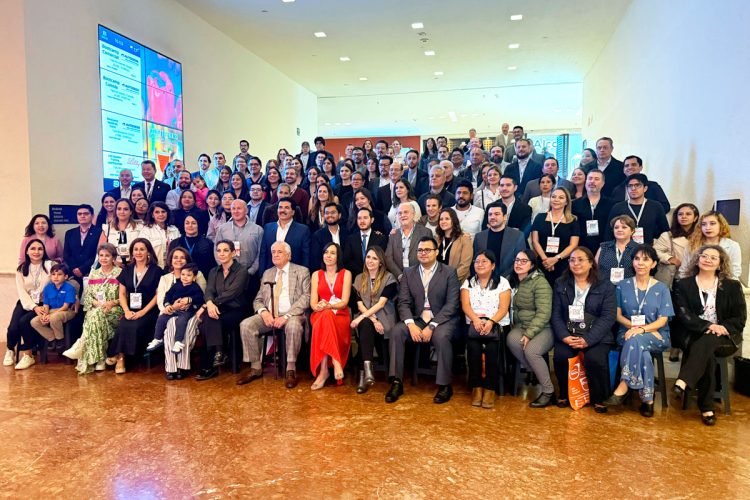 Éxito académico en la LIX edición del Curso de Actualización en Oftalmología