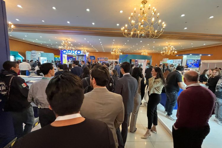 La industria participó en el Congreso Nacional de Residentes